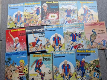 Ronnie Hansen stripboeken - Voetbalstrips, Complete serie of reeks, Verzenden, Gelezen