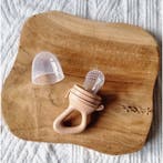 Fruit Feeder Fopspeen - Zachtbruin, Kinderen en Baby's, Verzenden, Nieuw, Overige typen