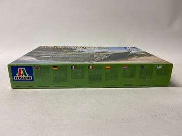 LVT-(A) 1 Alligator, Hobby en Vrije tijd, Verzenden, Nieuw