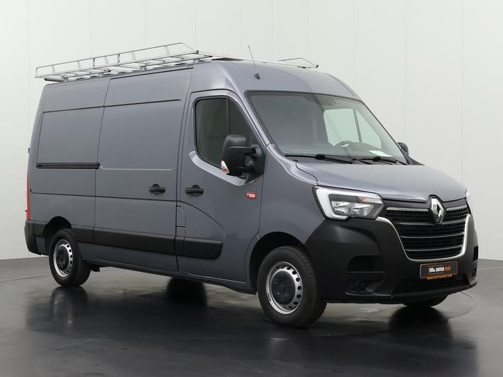 Renault Master 2.3DCI 135PK L2H2 | Imperiaal | Trekhaak, Auto's, Bestelauto's, Dealer onderhouden, Lease, Overige kleuren, Handgeschakeld