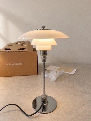 Louis Poulsen - Poul Henningsen - Tafellamp - PH 2/1 -
