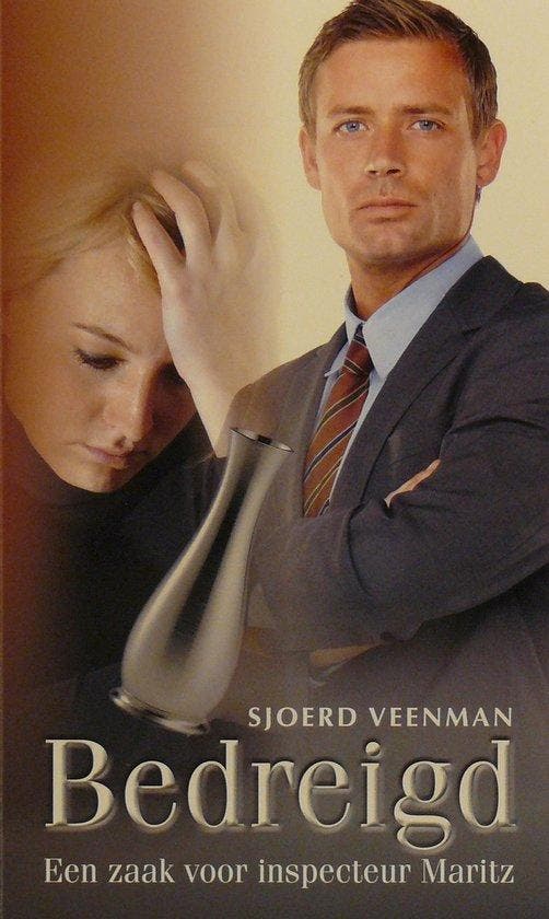 Bedreigd 9789055516988 Sjoerd Veenman, Boeken, Streekboeken en Streekromans, Gelezen, Verzenden