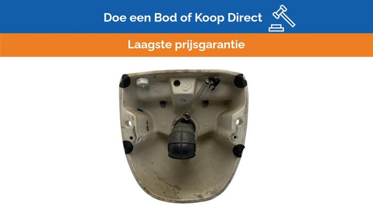 Bieden: USED Vetus Hato marine toilet only toilet bowl, Watersport en Boten, Bootonderdelen, Kombuis en Sanitair, Nieuw, Zeilboot of Motorboot