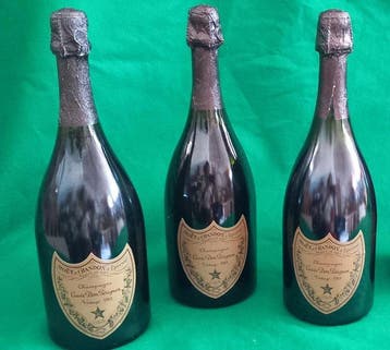 1983 Dom Pérignon - Champagne - 3 Flessen (0.75 liter), Verzamelen, Wijnen, Nieuw