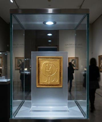 Italië. Pablo Picasso 24 carat gold finished over silver