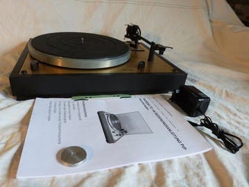 Thorens - TD-146 Gold - Audiophile High End Hoge Fideliteit, Nieuw