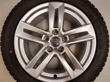 Velgen Audi A4 B9 7j17 + Pirelli 225 50 HR 17 98H Winter, Auto-onderdelen, Banden en Velgen, Gebruikt, Velg(en), 17 inch, Personenwagen
