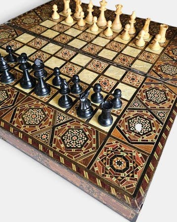 Schaakspel - Handcrafted 1960s Egyptian Chessboard and