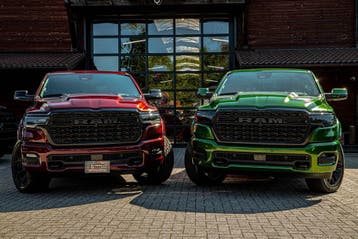 dodge Ram 1500 Limited Green Hurricane  540 PK, Auto's, Automaat, Met garantie (alle), Nieuw, RAM 1500