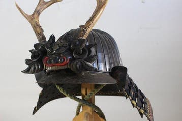 Kabuto - Japan - E3-567 Tetsu Kurourushinuri 32 Ken Suji, Antiek en Kunst