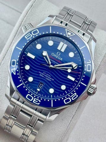 Omega - Seamaster Co-Axial Master Chronometer Diver 300M, Nieuw