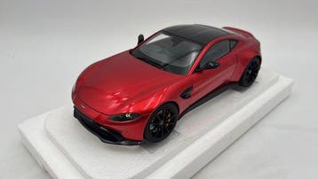 Autoart 1:18 - Modelauto - Aston Martin Vantage 2019 -, Nieuw