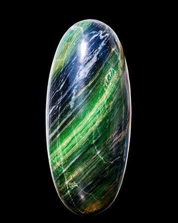 Nefrietjade steen Lingam - Hoogte: 51 cm - Breedte: 22 cm-