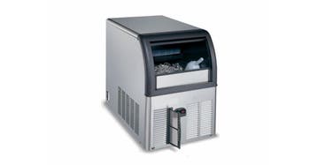 Goedkoop een IJsblokjesmachine huren vanaf €18,15,- per dag, Nieuw