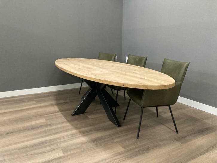 Ovale eiken tafel met metalen spinpoot 300 cm lang, Huis en Inrichting, Tafels | Eettafels, 100 tot 150 cm, 200 cm of meer, Ovaal