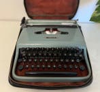 Marcello Nizzoli - Olivetti, Lettera 22 - Typemachine -