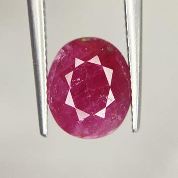 Zonder minimumprijs - 1 pcs Rood Robijn - 5.75 ct -, Nieuw