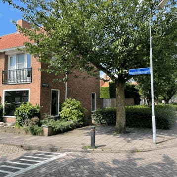 Huis in Den Bosch gevonden voor €2300,- pm, Huizen en Kamers, Garages en Parkeerplaatsen