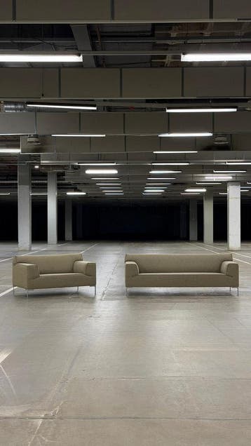 Design on Stock Bloq | 3-zits + Love Seat I NIEUWSTAAT, Huis en Inrichting, Banken | Bankstellen, Stof, Driepersoons, 75 tot 100 cm