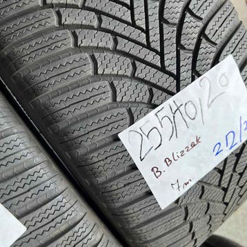 2 x Bridgestone Blizzak 255-40-20 Winterbanden 7mm, Gebruikt, 255 mm, Band(en), Personenwagen