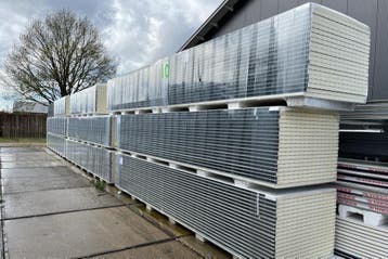 Partij sandwichpanelen wand 40mm antraciet | € 19,95 p/m2, Doe-het-zelf en Verbouw, Ophalen of Verzenden, Nieuw, Overige materialen