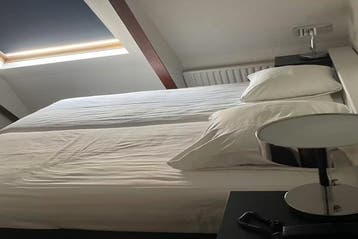 Kamer Renbaanstraat in Den Haag, Huizen en Kamers, 20 tot 35 m², Den Haag