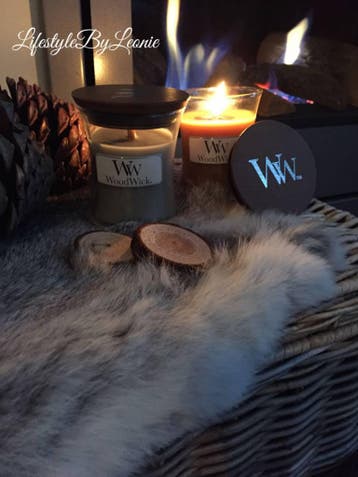 WoodWick Fireside mini, Huis en Inrichting, Woonaccessoires | Kandelaars en Kaarsen, Ophalen of Verzenden, Nieuw