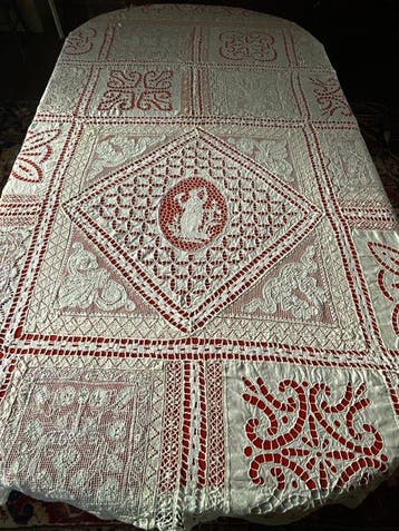 Richelieu-tafel- of bedkleed uit midden tot laat 19e eeuw. -