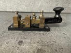 Maritieme objecten - JH Bunnell & Co - bakeliet- Key and