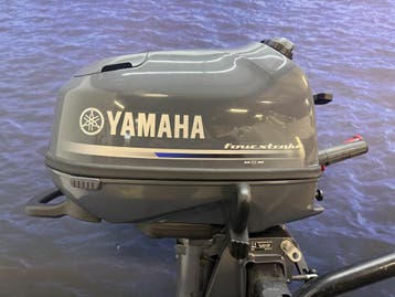 “ Yamaha 4 pk | Buitenboordmotor | Kortstaart |Nieuwstaat! “, Minder dan 5 pk, Viertaktmotor, Ophalen of Verzenden, Zo goed als nieuw