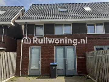 Heerlijk huis voor ruim gezin in Zaltbommel, Huizen en Kamers