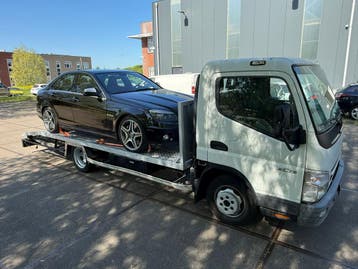 Oprijwagen te huur €150,- (km vrij)
