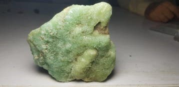 Natuurlijke groenblauwe aragoniet Exemplaar - Hoogte: 107 mm