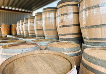 20 stuks wijnvaten 225L - groothandel - gezandstraald, 150 liter of meer, Ophalen, Nieuw, Hout