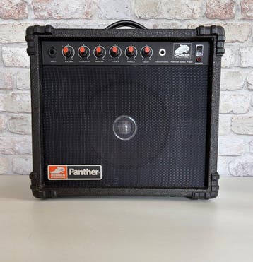 Hohner - Aantal items: 1 - Gitaar eindversterker - China -, Nieuw