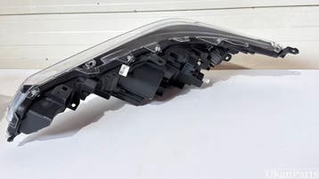 Toyota Corolla LED rechter koplamp rechts 81110-02X10, Auto-onderdelen, Ophalen, Nieuw, Toyota