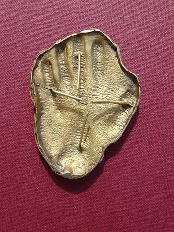 Salvador Dali (1904-1989) - Reliëf, Sacred Hand - 6 cm -