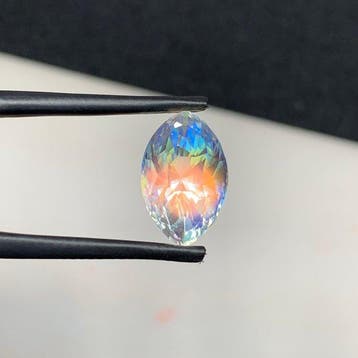 1 pcs Kleurloos Maansteen - 4.70 ct - nternational Colored, Nieuw