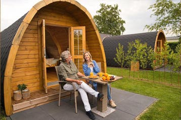 Glamping pod trekkershut tiny house recreatie accommodatie, 200 tot 400 cm, Blokhut, Nieuw, 2 ramen