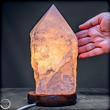 Natuurlijke rozenkwartslamp – handgemaakt Edelsteenlamp met