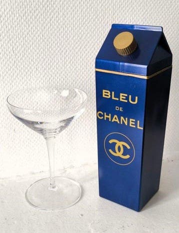 XTC Artist (1978) - Milk or Bleu de Chanel ?