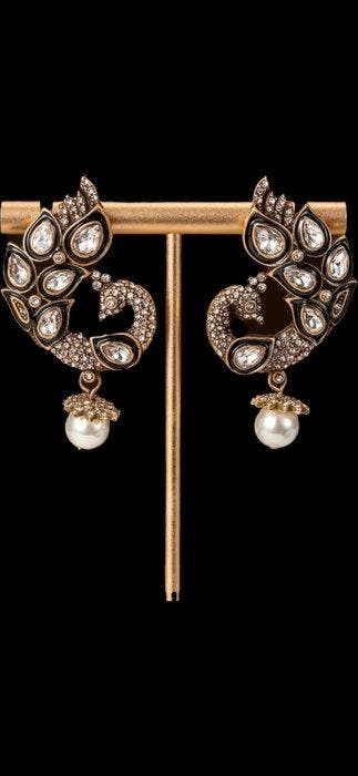 Exquise oorbellen van Franse vintage elegantie uit de jaren