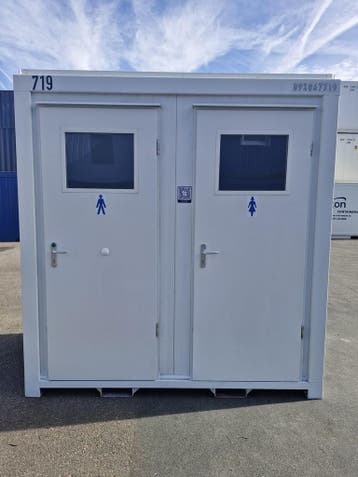8ft Jong gebruikte toilet units - scherp geprijsd!