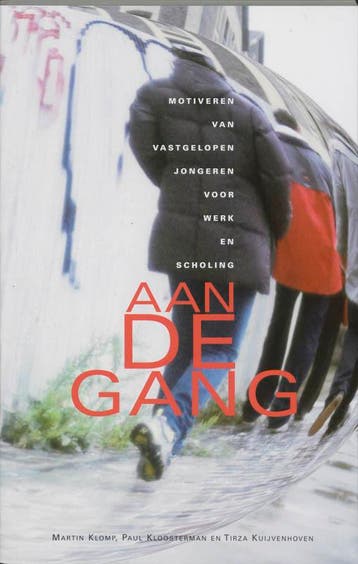 Aan de gang - M. Klomp 9789066654839, Verzenden, Gelezen, M. Klomp