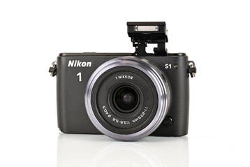 Nikon 1 S1 + zoomlens 11-27,5 mm + Nikon 1 tasje Digitale