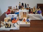 Themacollectie - Collectie van 53 miniatuurparfums, waarvan