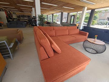 Luxe Design Hoekbank – Volledig opnieuw gestoffeerd, Ophalen of Verzenden, Zo goed als nieuw