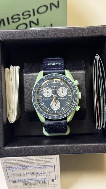 Omega x Swatch - MoonSwatch - Mission on Earth - Zonder, Nieuw