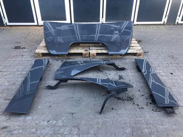 Spoilerset Mercedes Antos MP4 ClassicSpace M-cab L1EH1 A 960, Auto-onderdelen, Ophalen, Gebruikt, Mercedes-Benz, Carrosserie en Plaatwerk