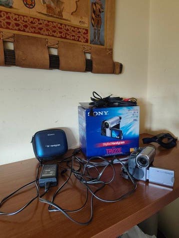 Sony DCR-TRV22E Mini DV-DV camera